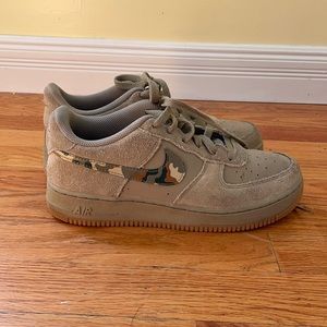 Camo Nike Air Force 1’s- Sz 7y
